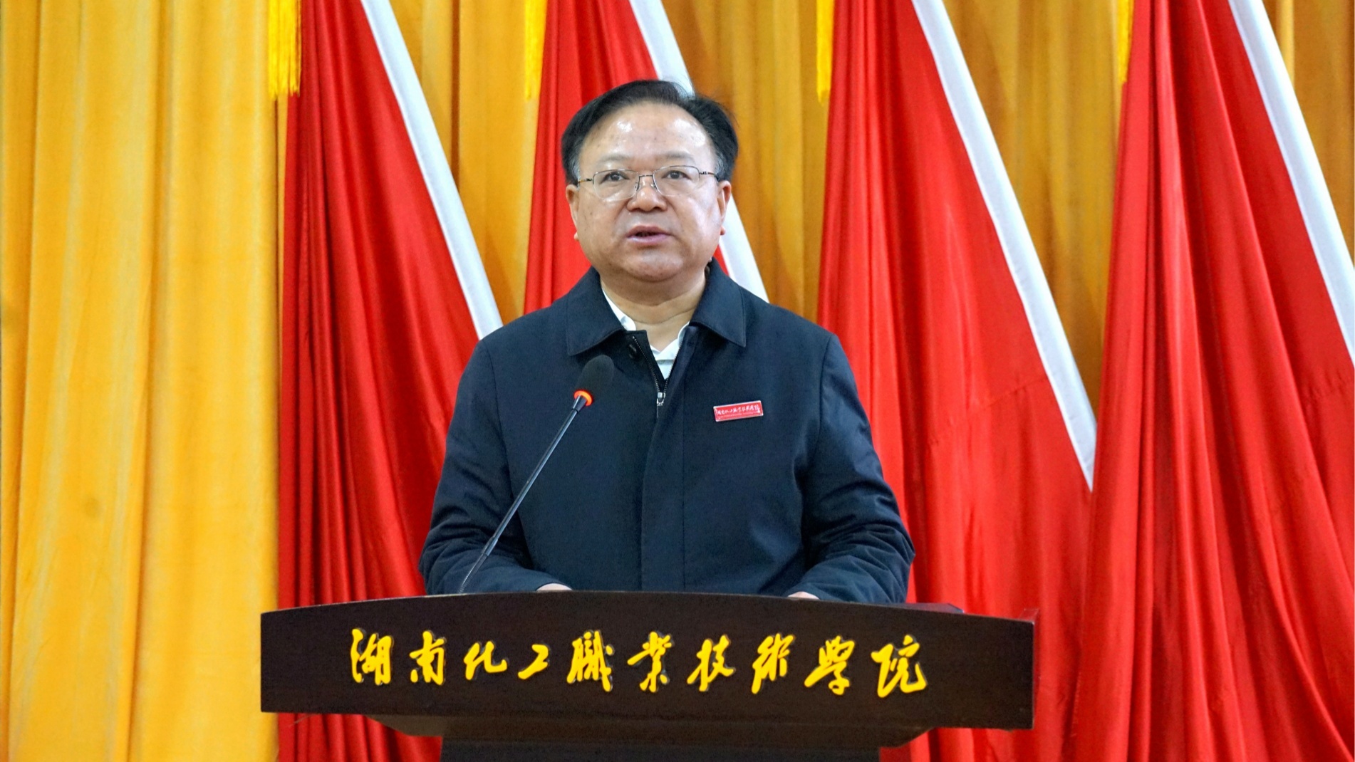 书记3.jpg