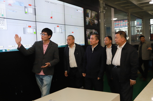 省教育厅厅长蒋昌忠一行“模拟信号+现场真实设备”煤制甲醇仿真实训工厂 省教育厅厅长蒋昌忠一行“模拟信号+现场真实设备”煤制甲醇仿真实训工厂