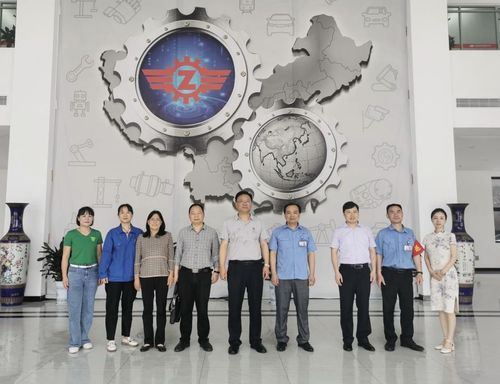 图14 走访株洲齿轮美公司